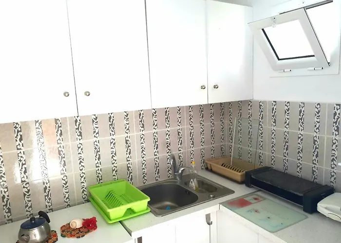 ★ Meniko's House ★ Cozy Nest * Himare